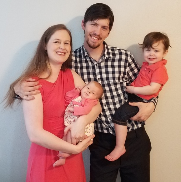 Meet your Posher, Kayla - Picture 4 of 5